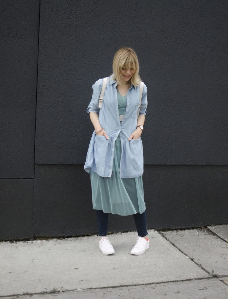 The Summer Staple You Need Now: Our Style Panel Shows Us 5 Ways to Rock a Denim Jacket