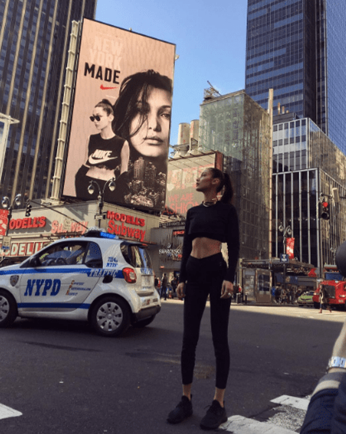 bella hadid nike