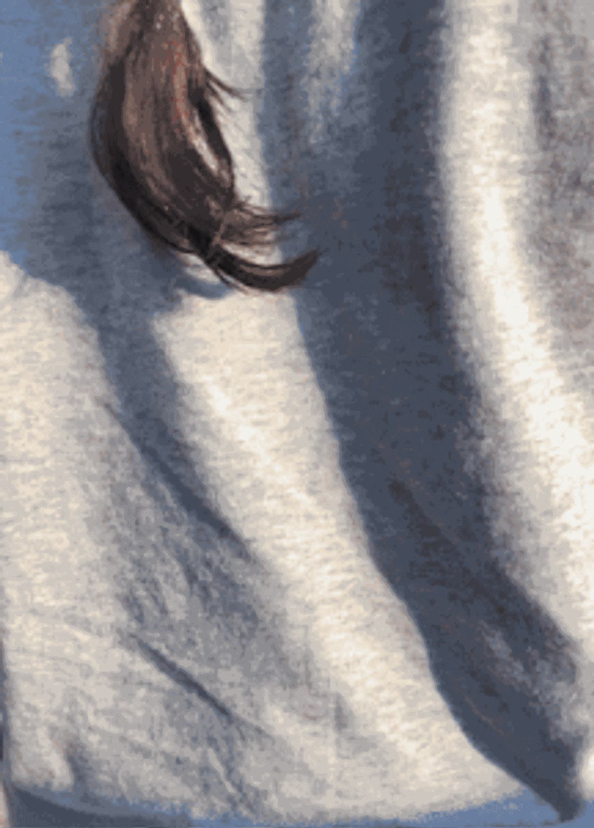 The Cool Girl Way to Wear Glitter in Your Hair This Holiday Season