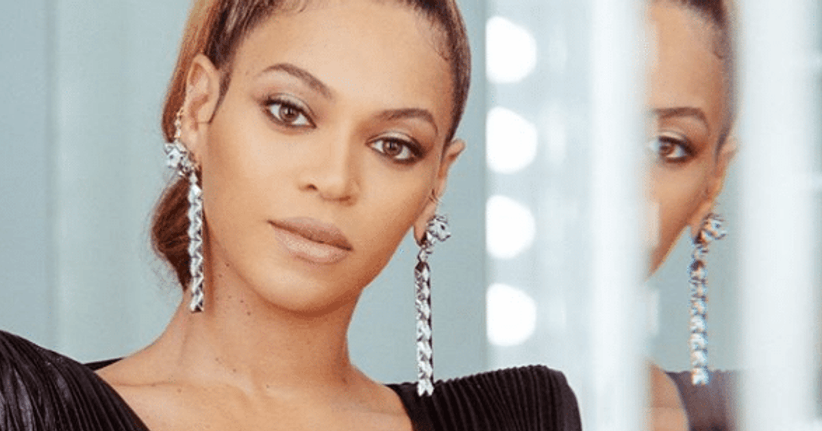 Twitter Had the Funniest Reactions to Beyoncé Wearing Glossier to the ...