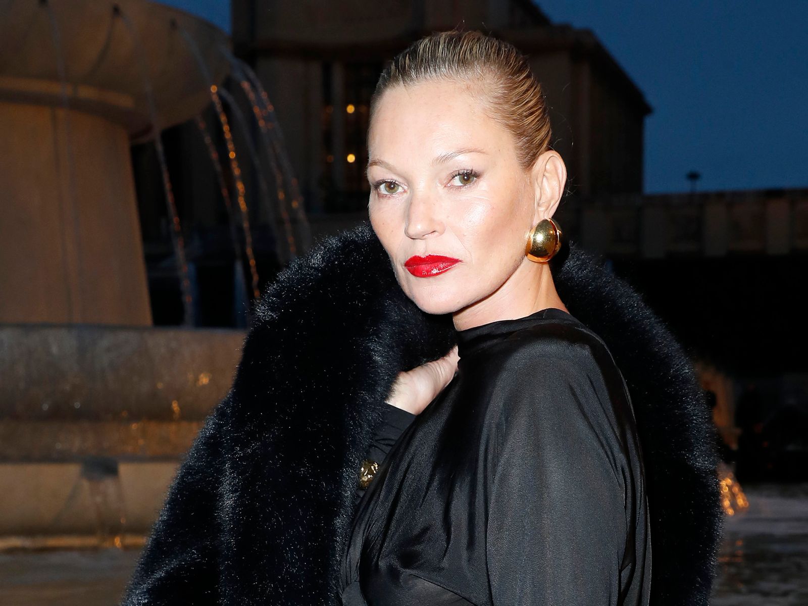kate-moss-beauty_feature.jpg