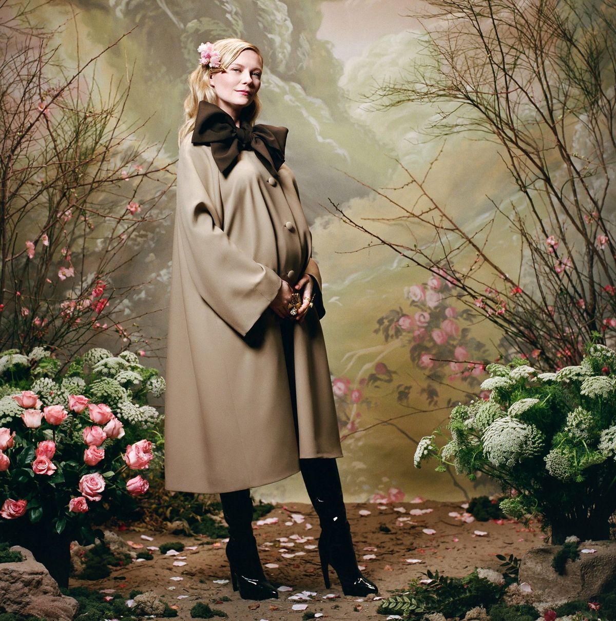 A Very Pregnant Kirsten Dunst Stars in Rodarte’s Pre-Fall 2018 Lookbook