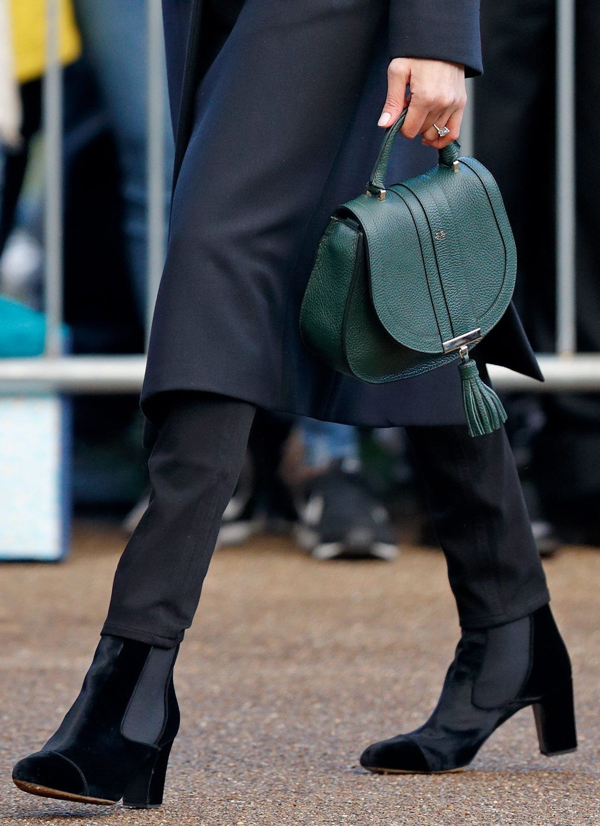 Meghan Markle Just Kicked Off a Saddle Bag Craze