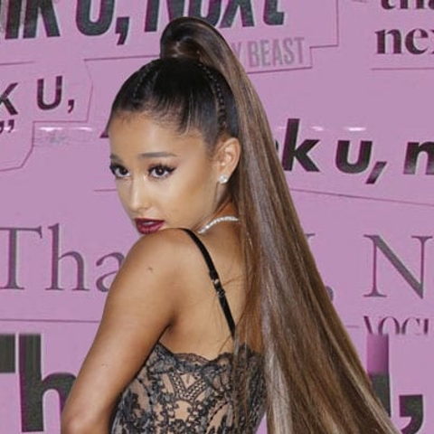 The Break-Up Anthems, Swiping Songs and Pre-Date Jams You Need On Your Playlist