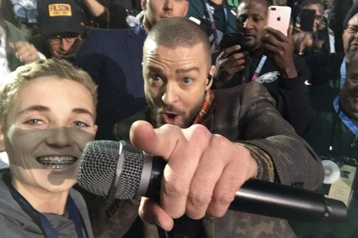 Step Aside Left-Shark, Selfie Kid is the Best Super Bowl Meme of All Time