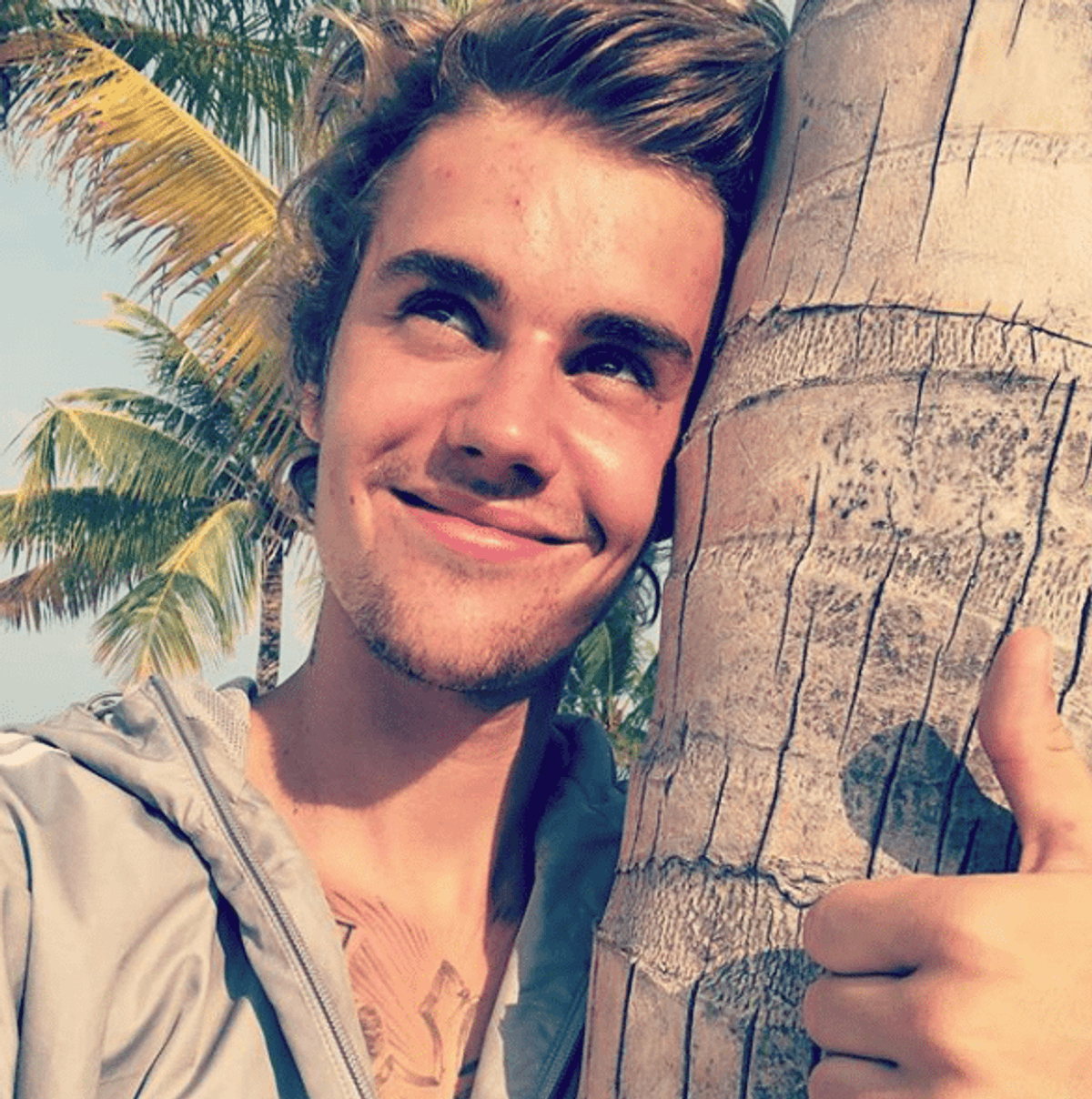 Justin Bieber Says Pimples Are In—And Who Are We to Argue?