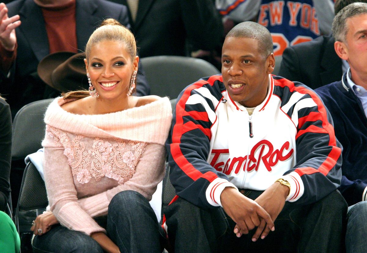 A Visual History of Beyoncé and Jay-Z's Courtside Romance