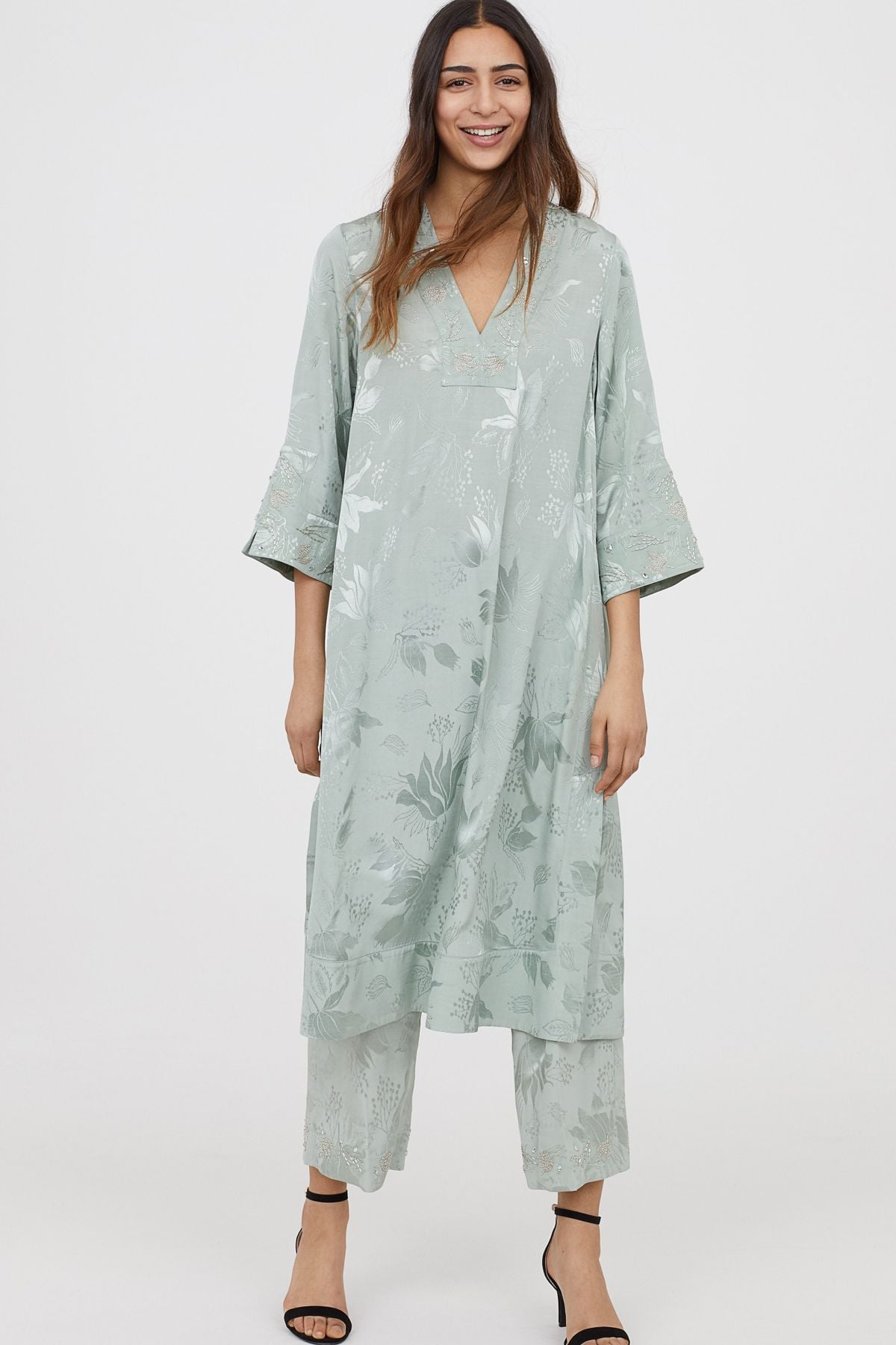 H&M Launches New Modest Clothing Line