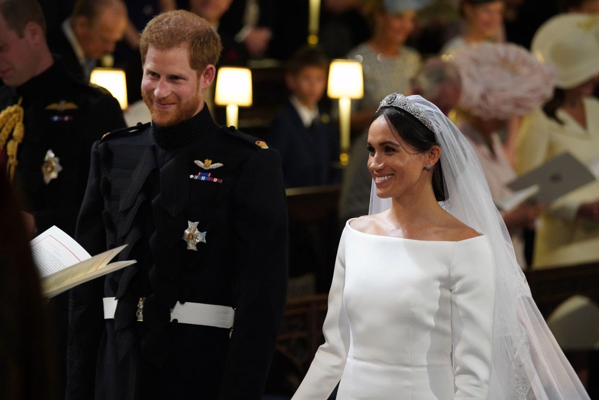 Proof That Meghan Markle Is ACTUALLY Cinderella
