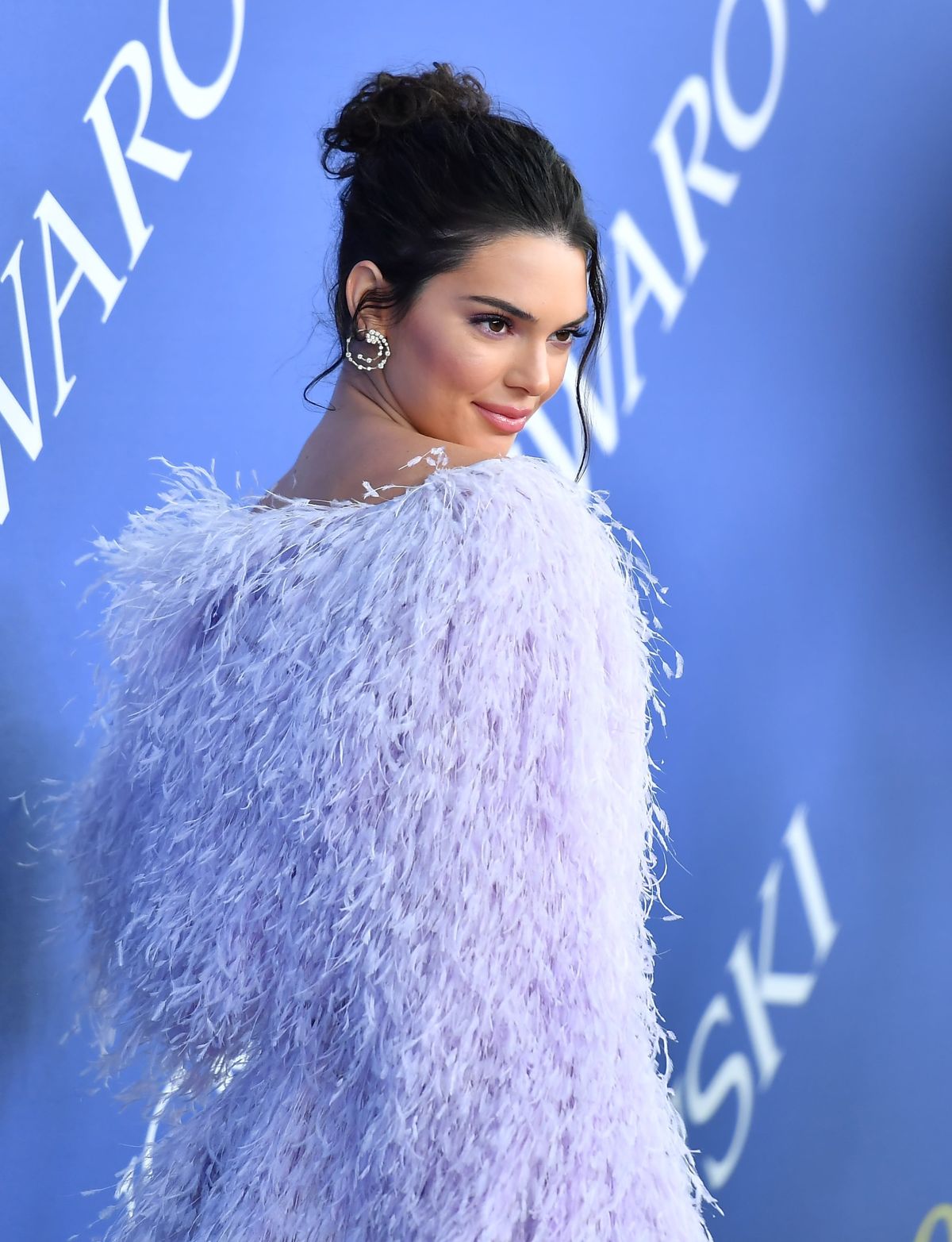 The Beauty Looks that Shut Down the 2018 CFDAs Red Carpet
