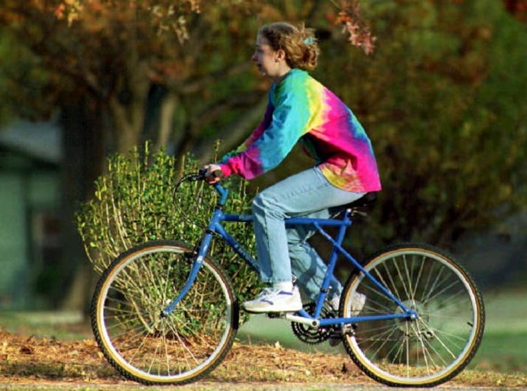Tie-Dye Is Back, Whether You Like It or Not