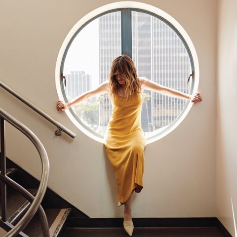 Kathryn Hahn on Private Life and the Films She Isn't Super Proud Of