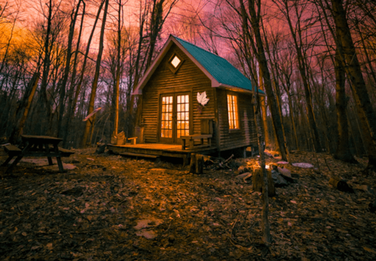 Escape Your Everyday in These Cozy Canadian Cabins