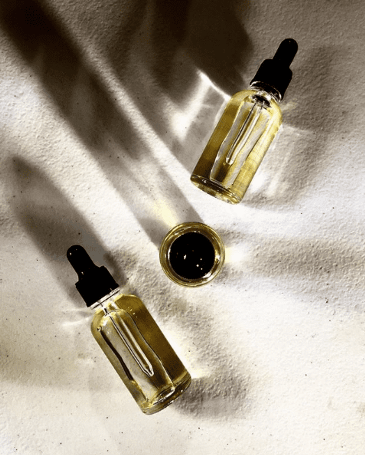 What You Should Look For In a Facial Oil