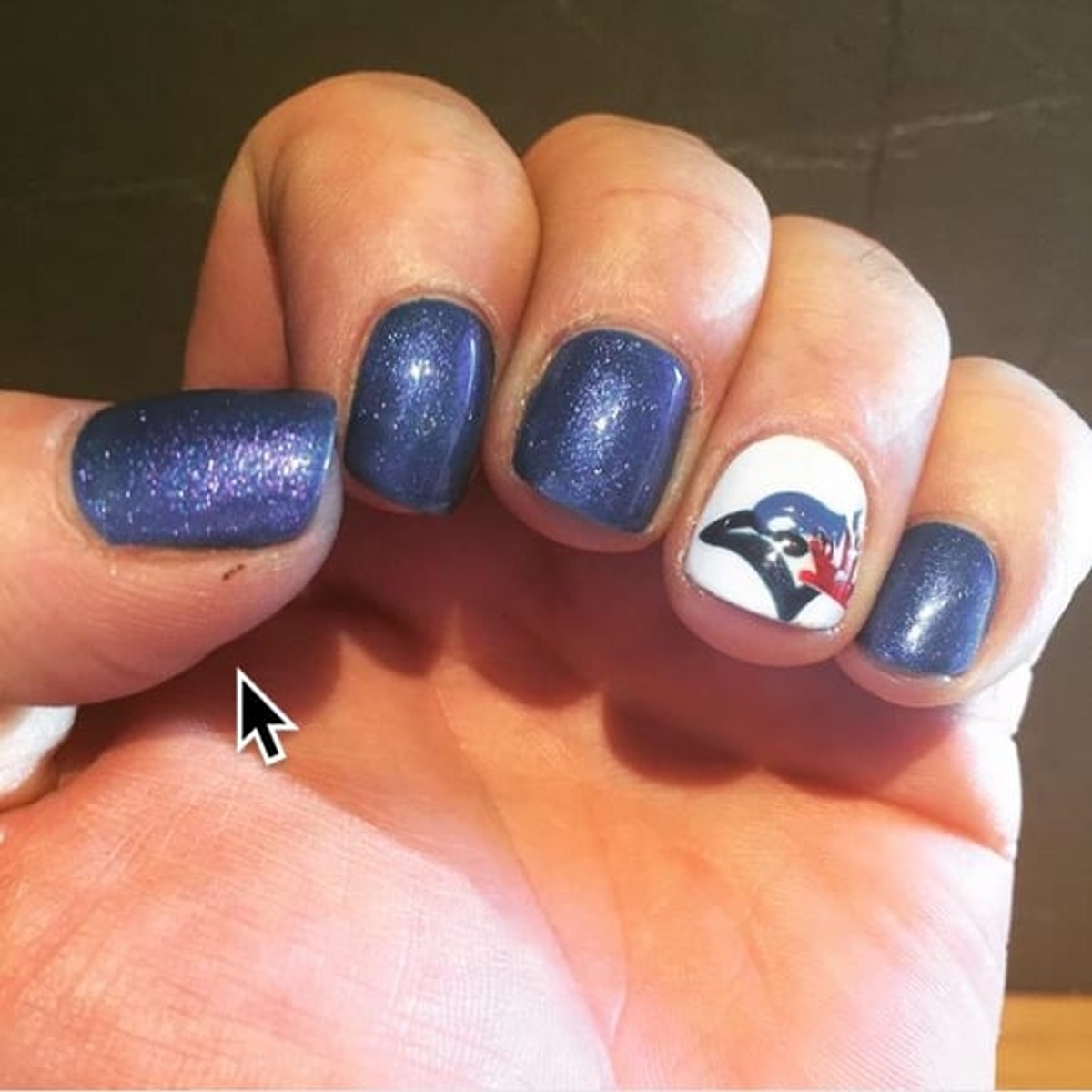 Meet The TTC Bus Driver Who Loves Nail Art