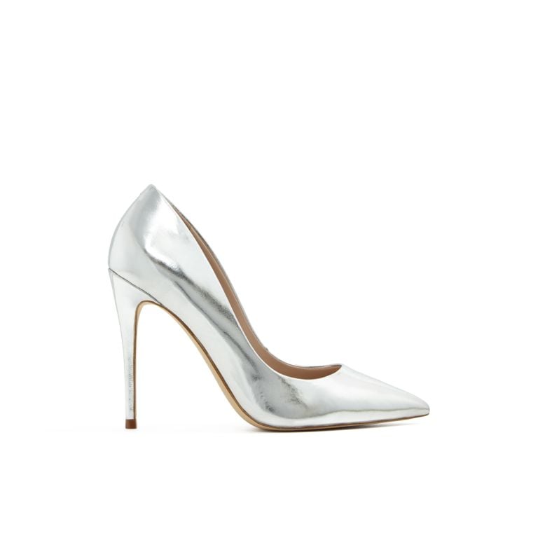 The $85 Shoes Kacey Musgraves Wore to the Met Gala