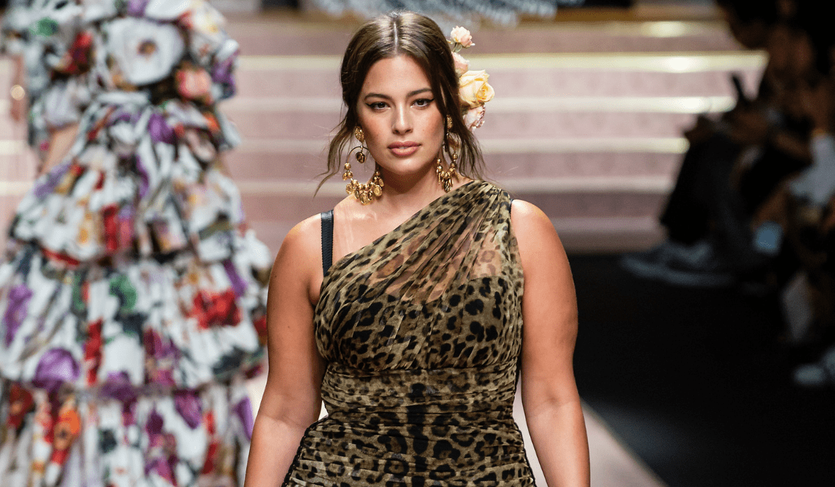 ashley graham stretch marks