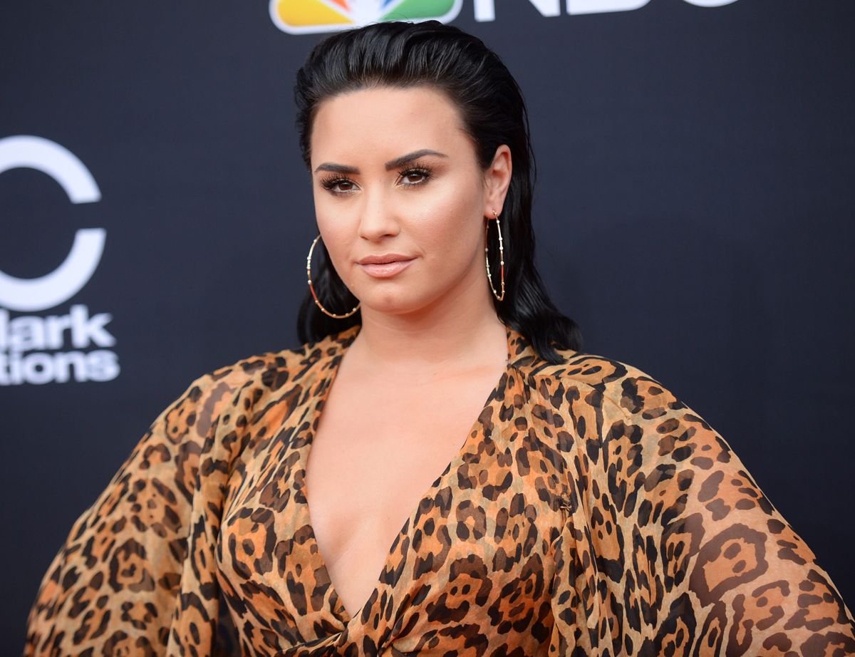 Demi Lovato cellulite