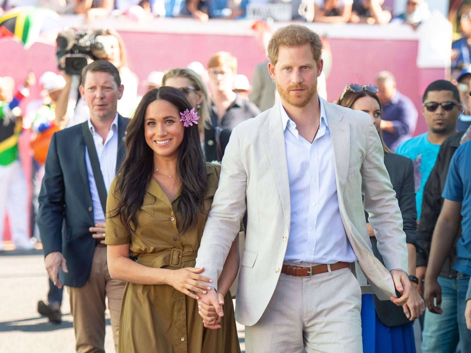 aritzia shirt dress meghan markle Wilfred indigo blue button-front midi shirt dress - Meghan Markle Dresses