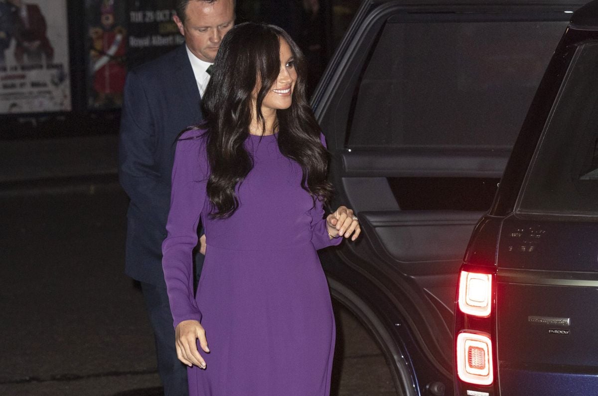 Meghan Markle Takes Her Purple Aritzia Dress for Another Spin
