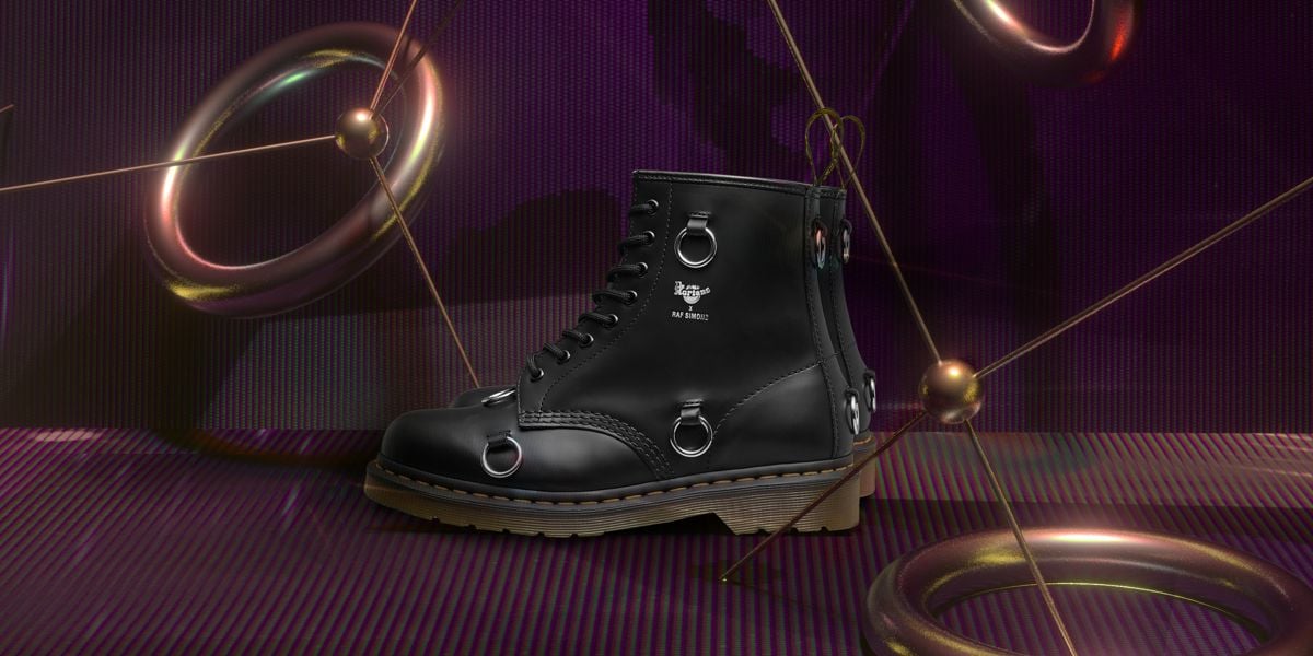 RAF SIMONS x Dr.martensブラッ クレザーシューズ 42 Exclusive: Dr. Martens Teams Up With Raf Simons to Celebrate 60