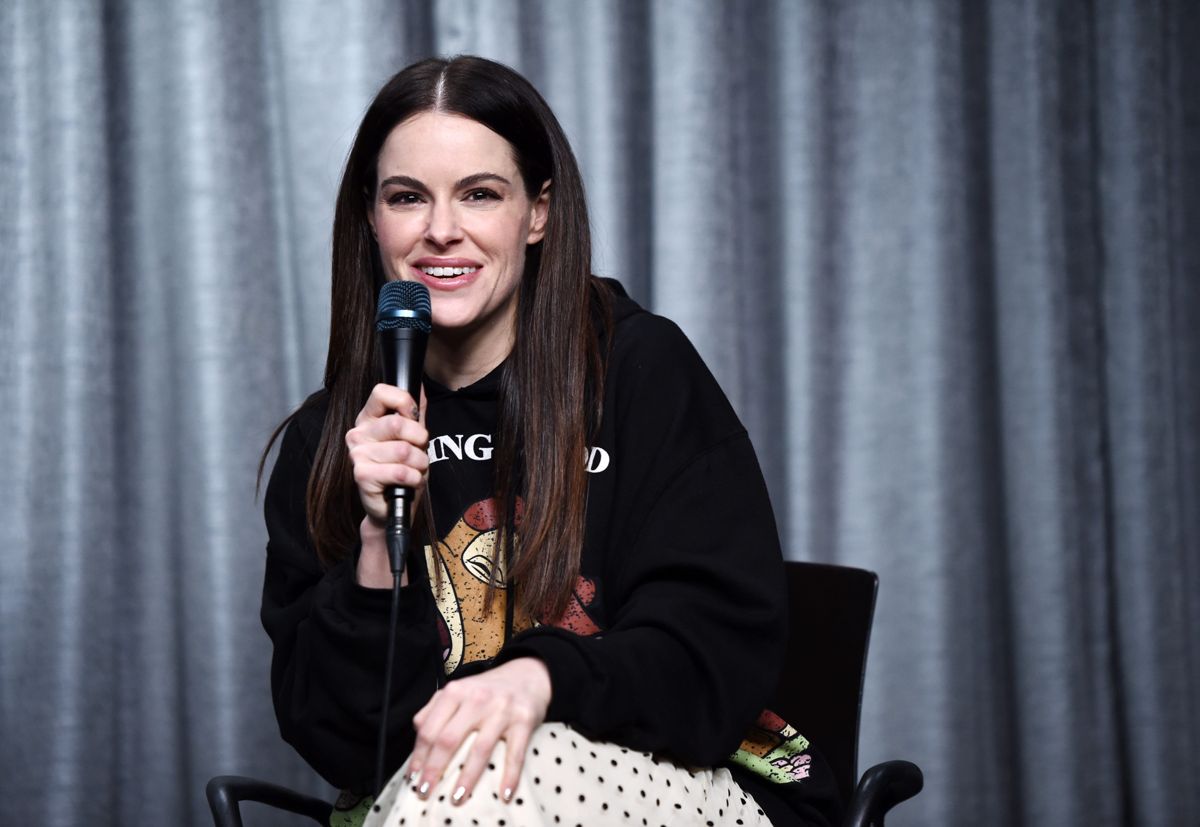 Emily Hampshire is Launching a YouTube Show to Raise Funds for COVID-19 Relief