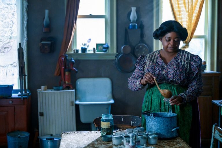 Netflix's New Miniseries Self Made is a Lesson in Hair and History Everyone Needs to See