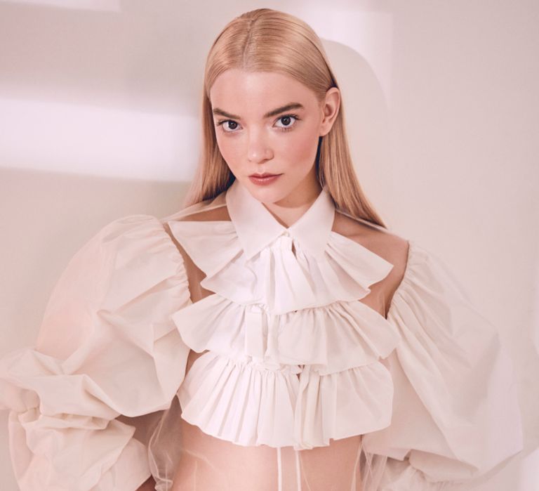 viktor and rolf flowerbomb dew Get to Know the Latest Fragrance from Viktor & Rolf, Flowerbomb Dew