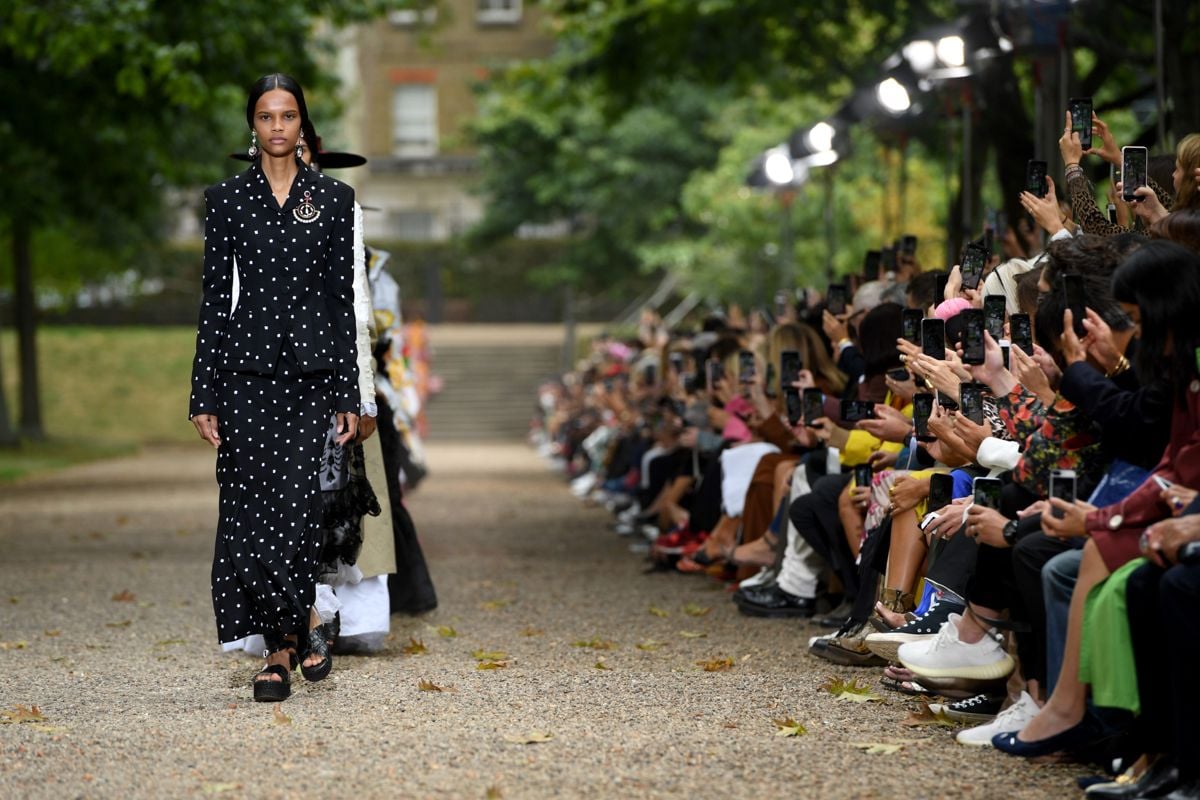 fashion calendar changes