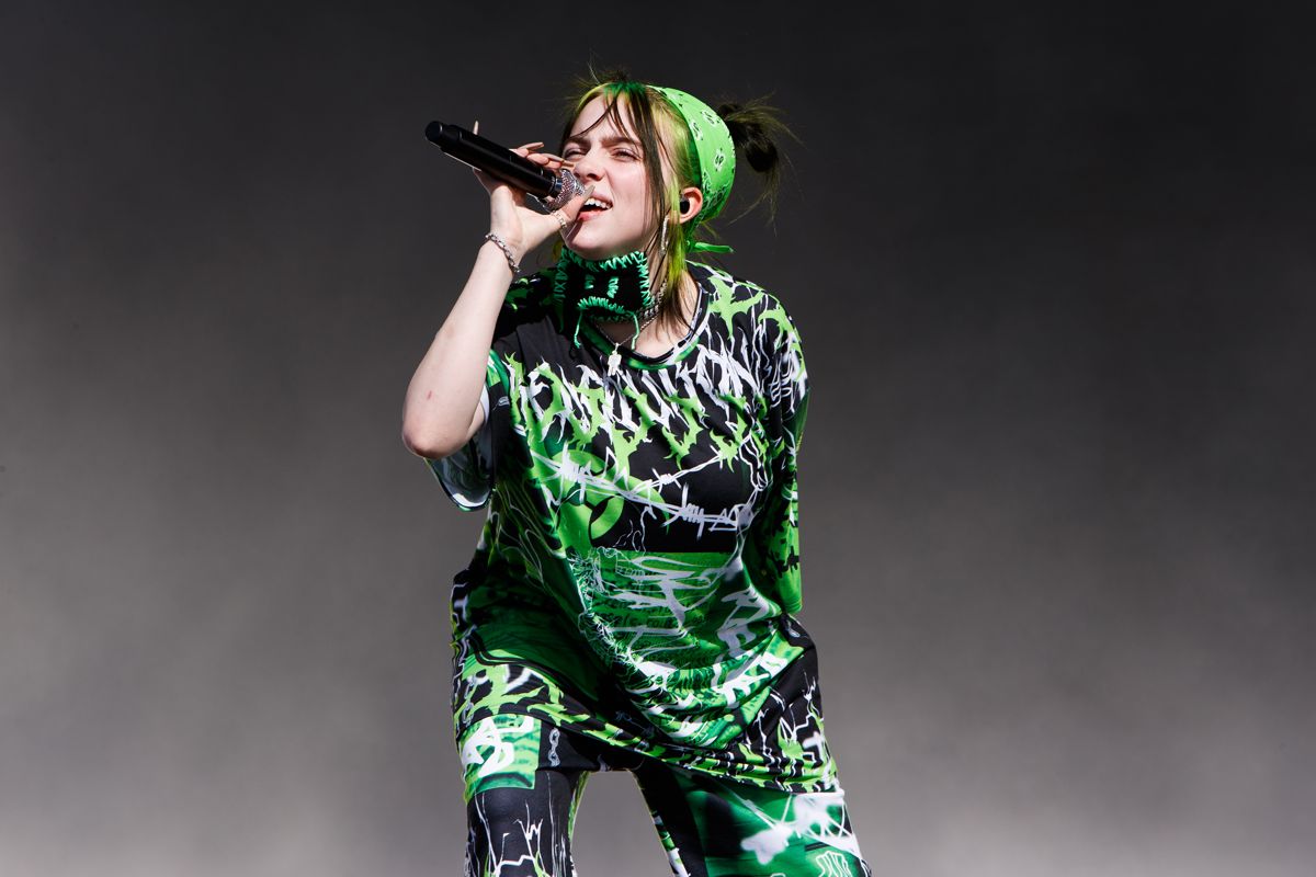billie eilish uniqlo