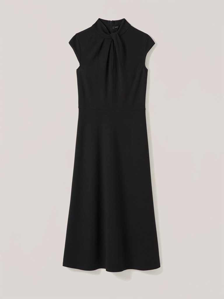5 Pieces Our Editors Love from Montreal-Based Brand Judith & Charles