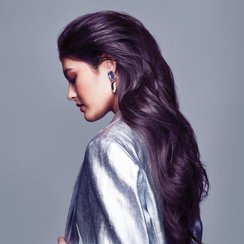 3 Ways to Make Holographic Hair Work for You