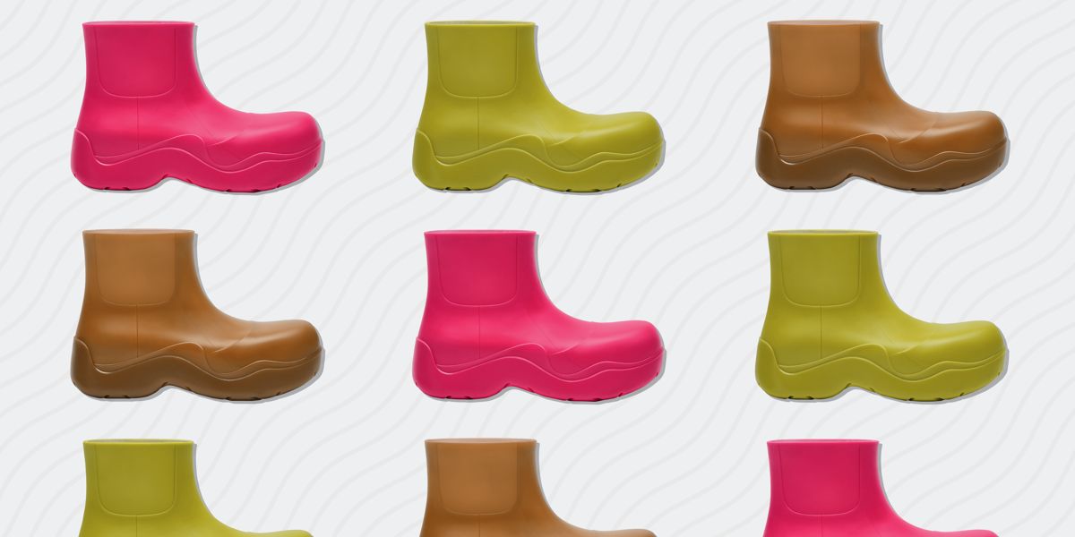 ロングブーツ BOTTEGA VENETA FW21 PUDDLE BOOTS (667222_V00P04615) Bottega Veneta Knee-High Puddle Boots Release Info | Hypebeast