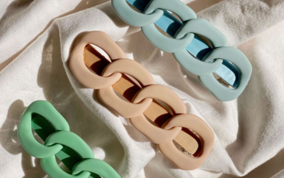Colourful barrettes