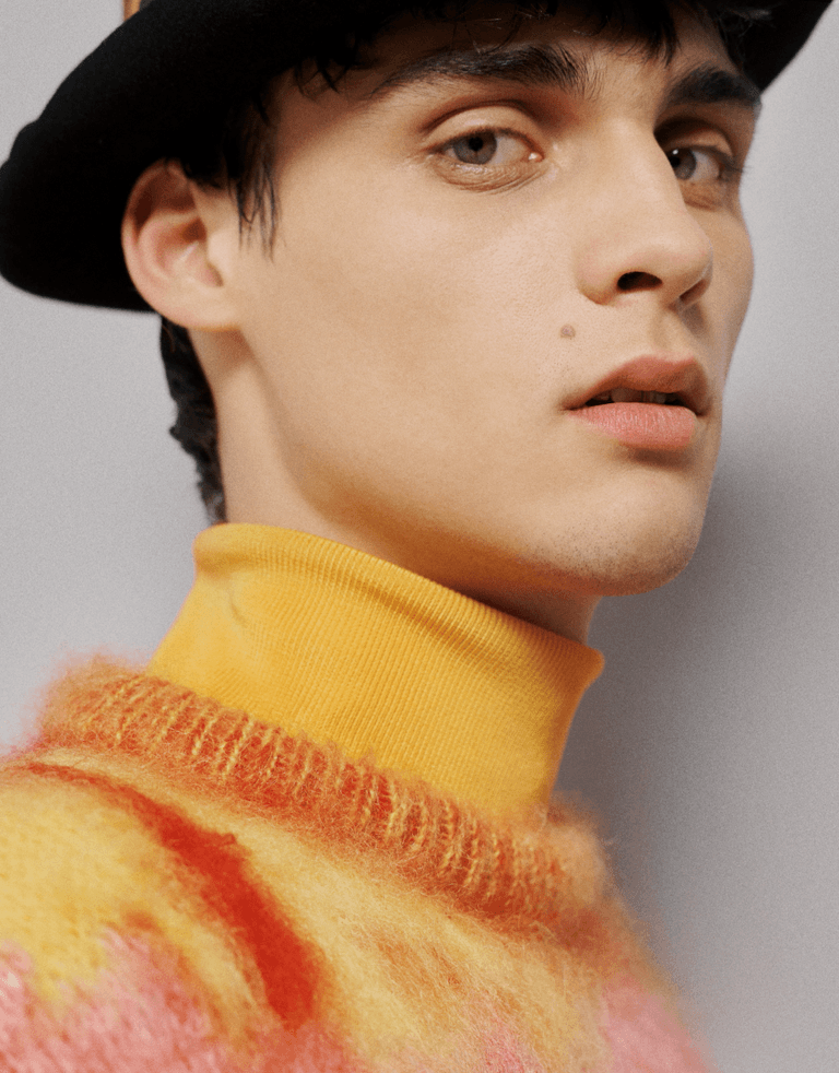 A photo of the beauty look from the Dior Men's Fall 2021 show