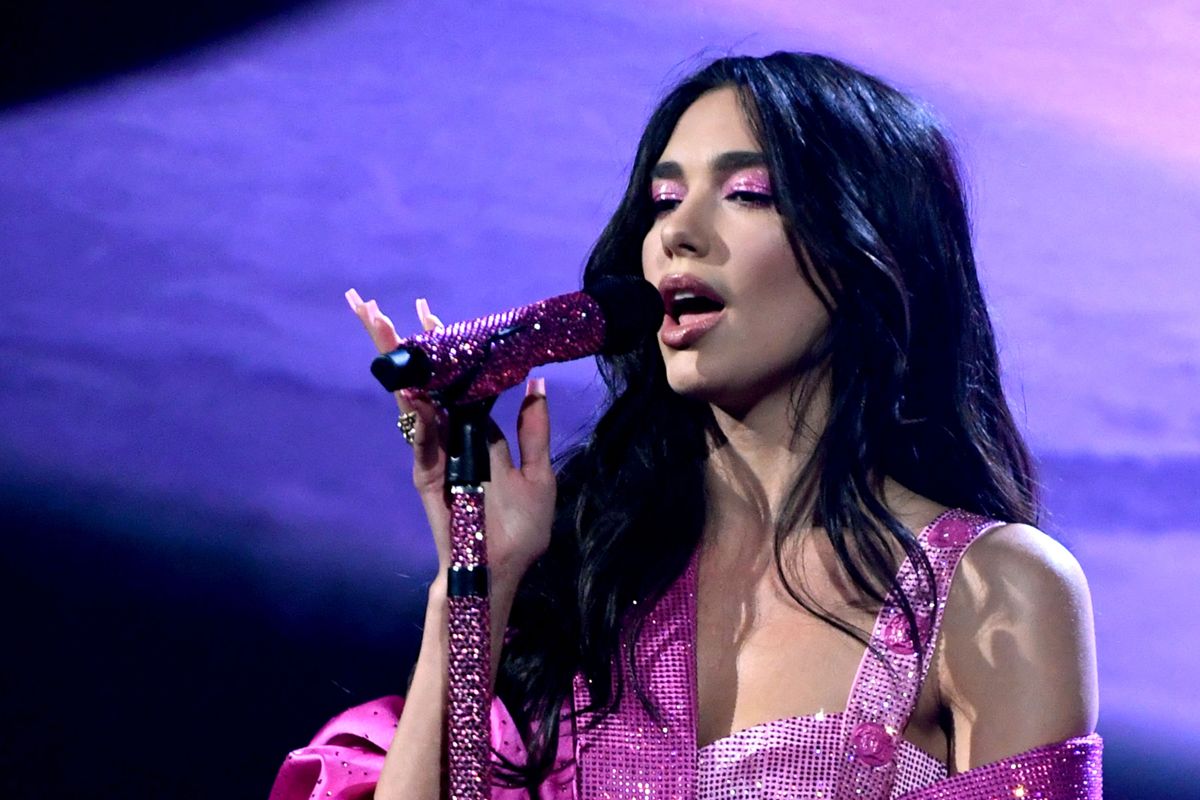 2021 grammys beauty: dua lipa at the 2021 grammys