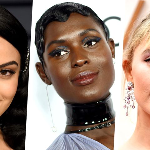 How to Mix Your Own Custom Lip Colour at Home