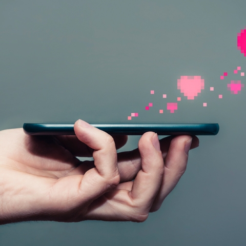 I Compared Two Muslim Dating Apps and a Conventional App—Here's What Happened