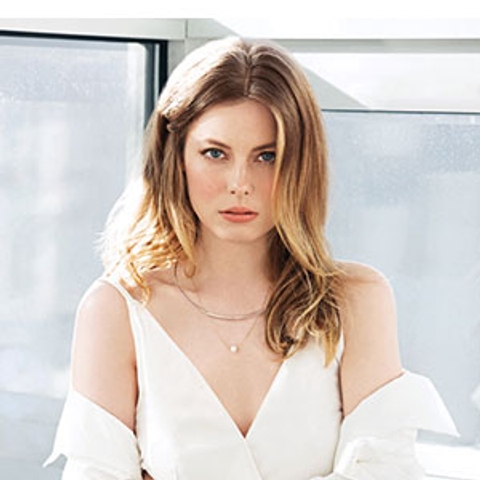 Meet Our January Cover Star, Gillian Jacobs of Community!