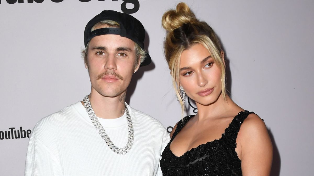 Five Clues the Biebers Are Quarantining in Canada
