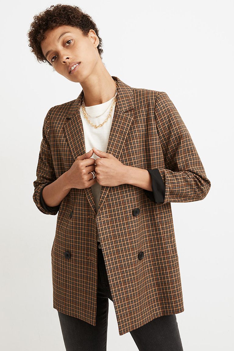 How to Build a *Realistic* Capsule Wardrobe in 2020