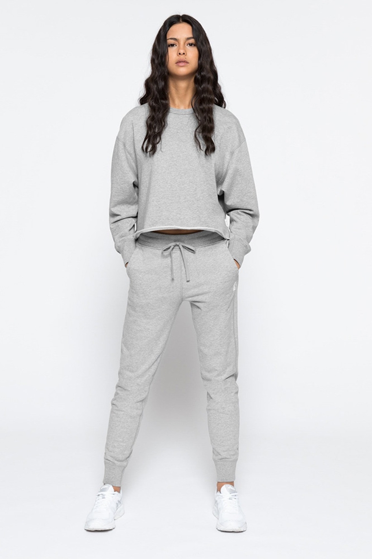 How to Build a *Realistic* Capsule Wardrobe in 2020