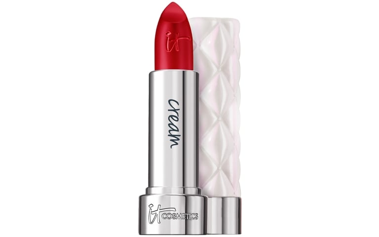How to Mix Your Own Custom Lip Colour at Home