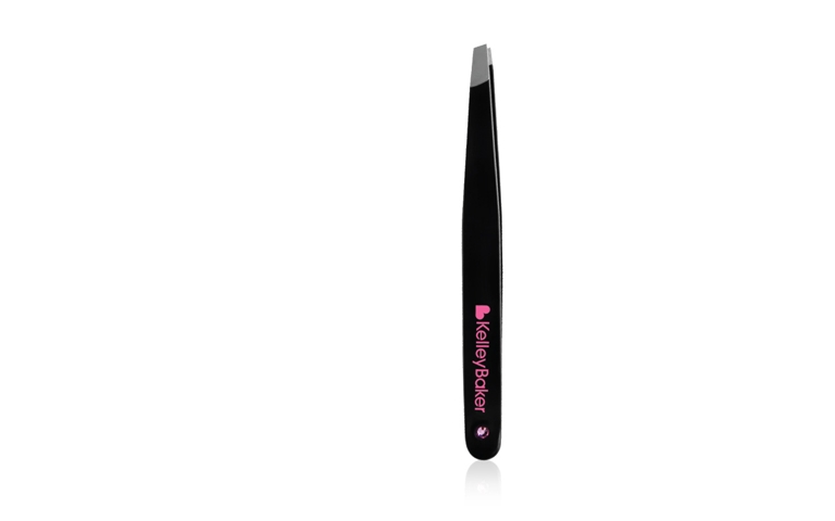 The Dos and Don’ts of Grooming Your Eyebrows at Home