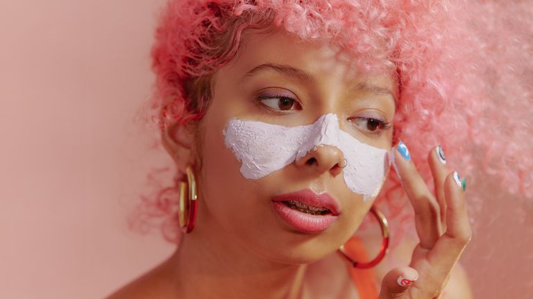How to Give Yourself a Relaxing Facial at Home