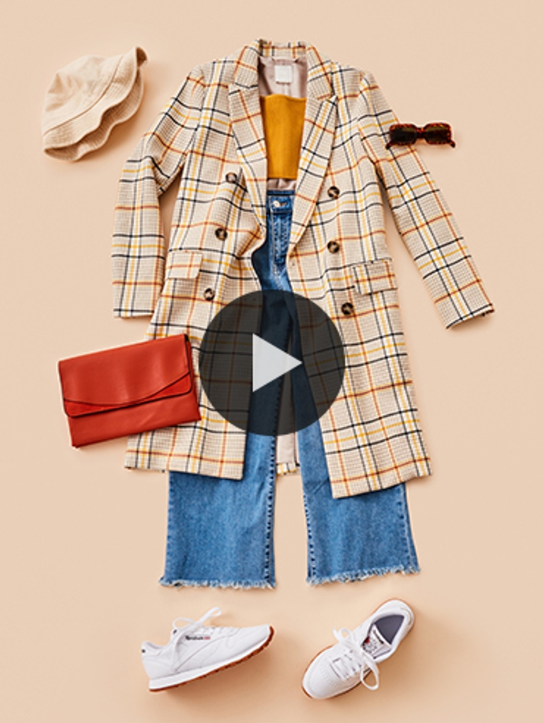 3 Cool Ways To Wear Your White Sneakers This Spring
