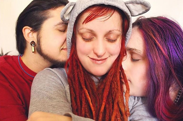 Here's What It's *Really* Like to Be in a Polyamorous Relationship