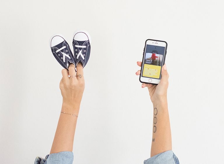 Dating While Pregnant: What It's Like to Bumble With a Bump