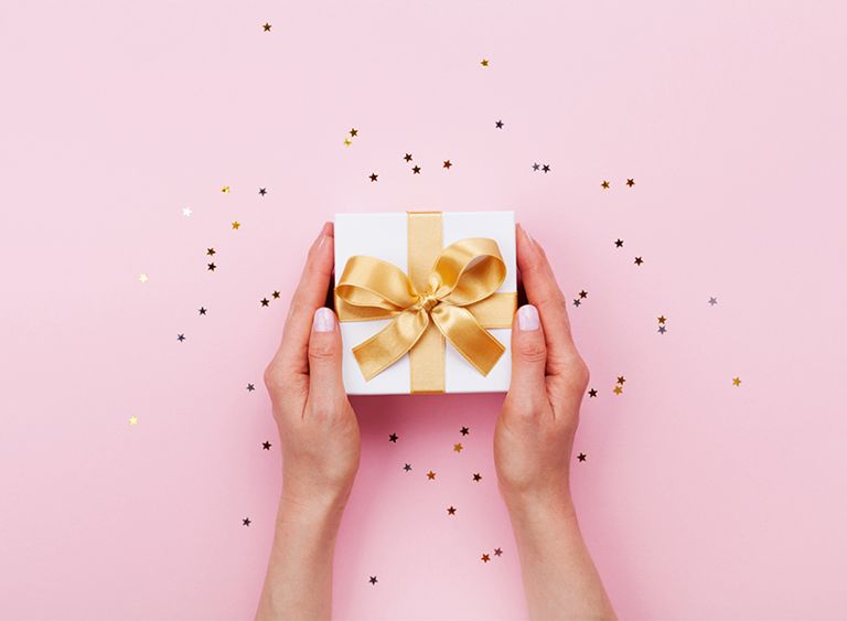 How Much Should You *Really* Spend on a Wedding Gift?