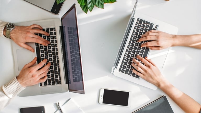 How to WFH When You Live With a Roommate or Partner